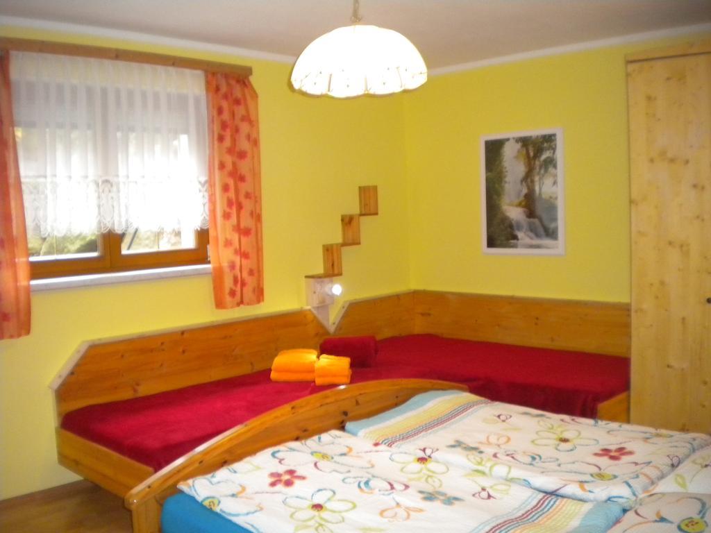 Ferienwohnung Anna Zechner Flattach Room photo